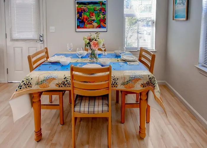 Serene Bungalow-Style Home In Point Reyes Station!