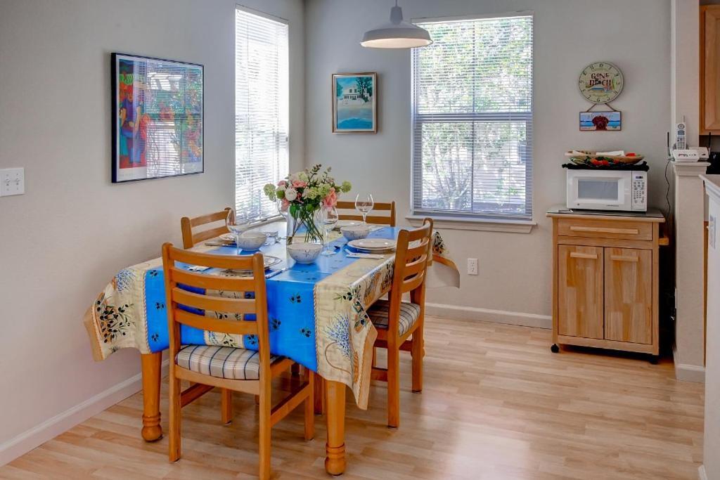 Serene Bungalow-style In Point Reyes Station! Hébergement de vacances
